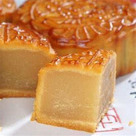 lotus mooncake.